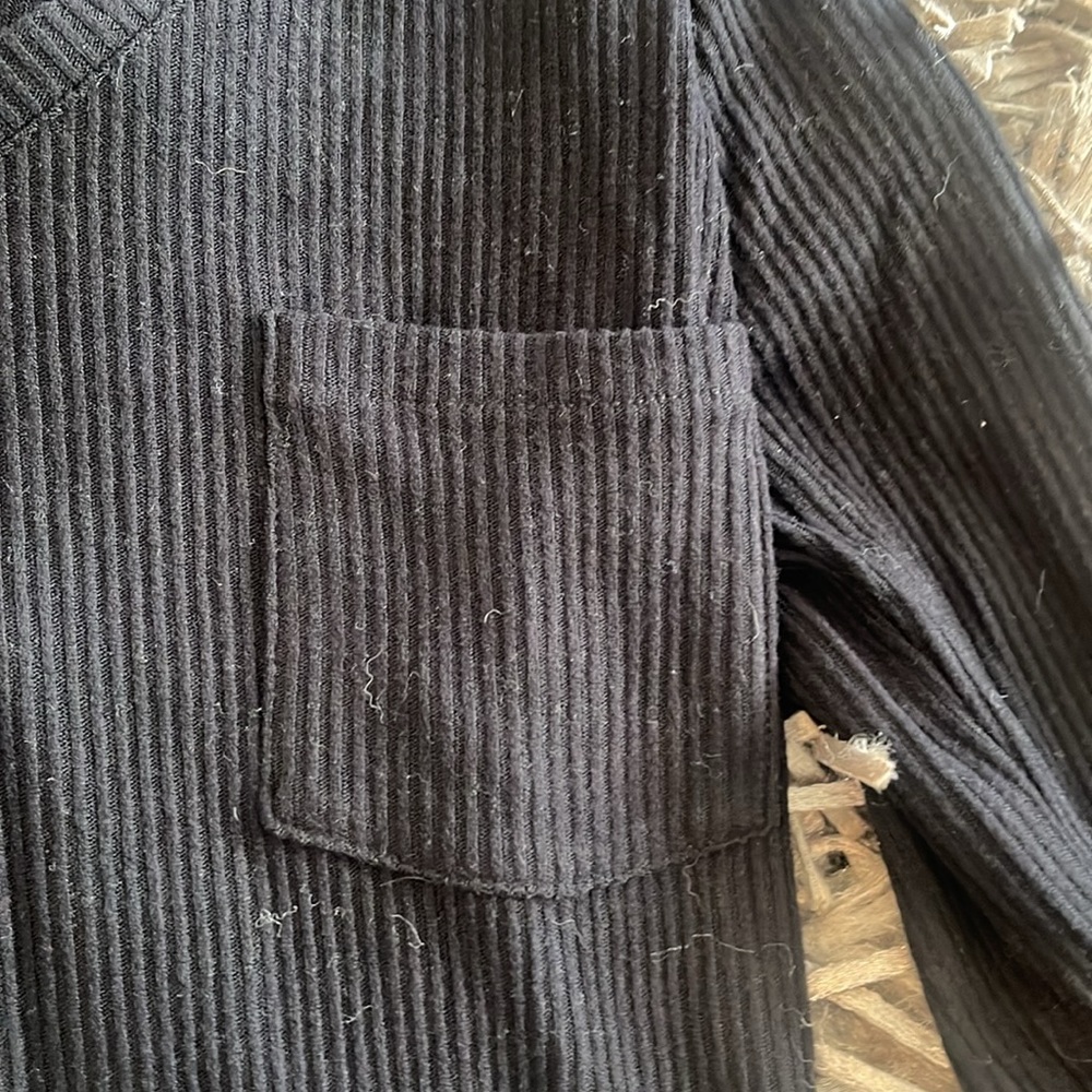 Make + Model Sleep Top Nwt - image 2